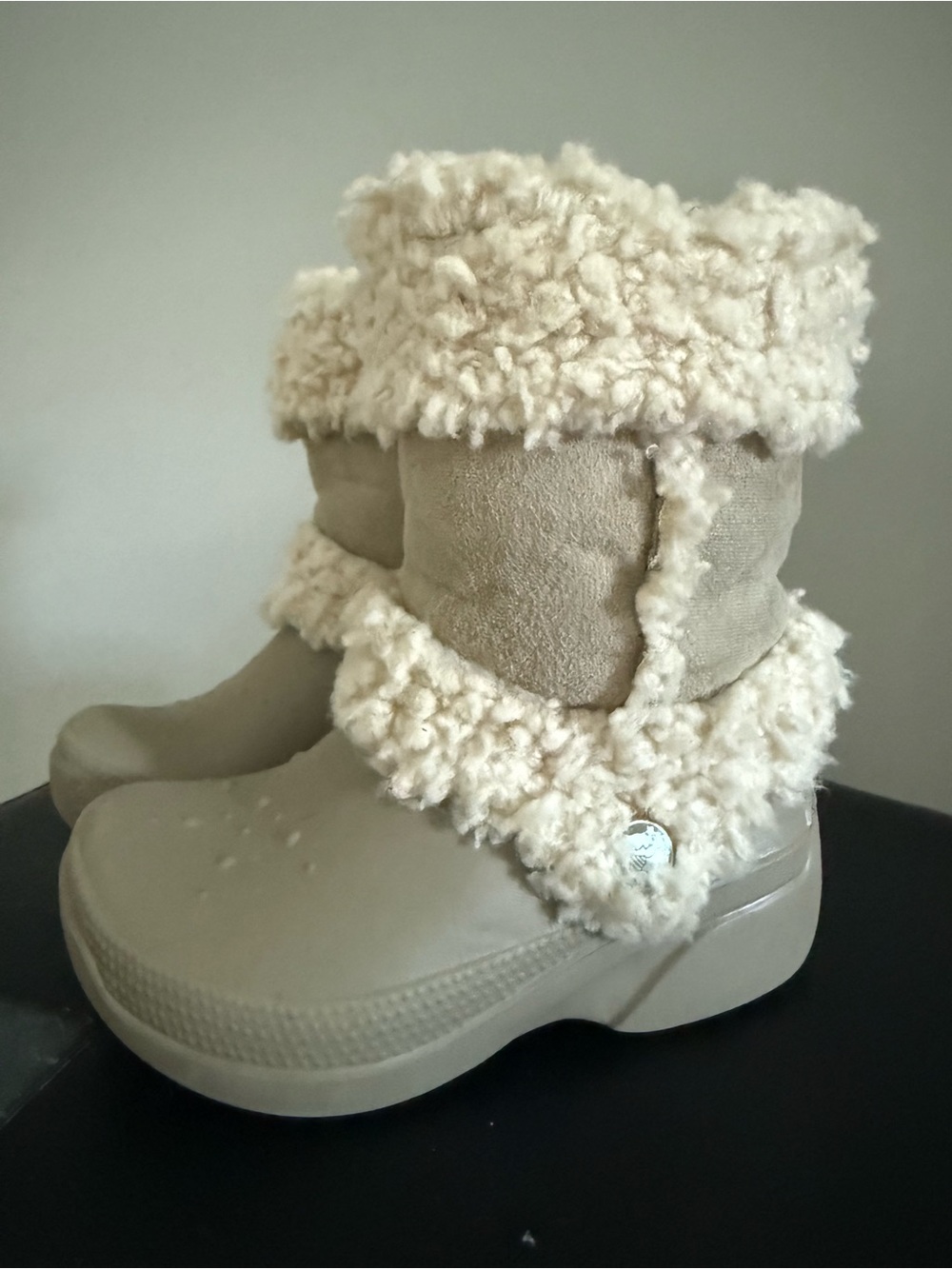 Crocs Nadia Sherpa Boot